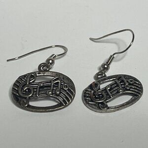 Silver Tone Musical Note Treble Clef Musician Dangle Oval Earrings .8"x.6"